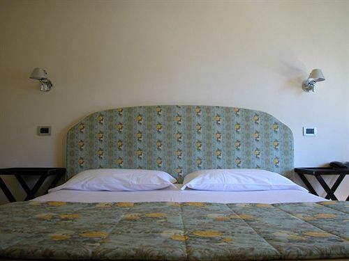 Bijou Hotel